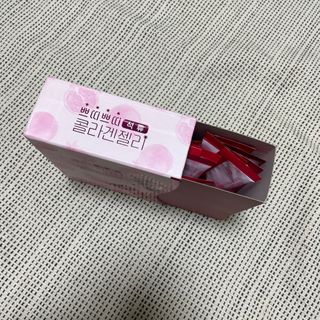 헬스업_쁘띠쁘띠석류콜라겐젤리_20g x 14포 — 5점을 준 리뷰어가 2021년 3월 올린 사용 사진