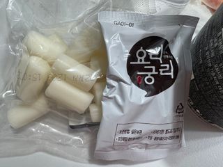 프리 [요리궁리] 타입 B (매콤,치즈,매콤까르보) 꽃떡볶이 6개입 세트 — 5점을 준 리뷰어가 2025년 2월 올린 사용 사진