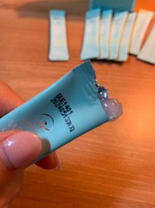 오투에니원 화이트 스완 갈락토미세스 비타민 C 워터 슬리핑 마스크 — 5점을 준 리뷰어가 2022년 12월 올린 사용 사진