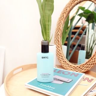 비알티씨 BRTC 파워 옴므 올인원 솔루션 200ml — 5점을 준 리뷰어가 2022년 12월 올린 사용 사진