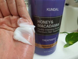 쿤달 [KUNDAL 공식] 프리미엄 헤어 케어 스페셜 세트 샴푸 500ml &amp; 트리트먼트 500ml — 5점을 준 리뷰어가 2021년 3월 올린 사용 사진