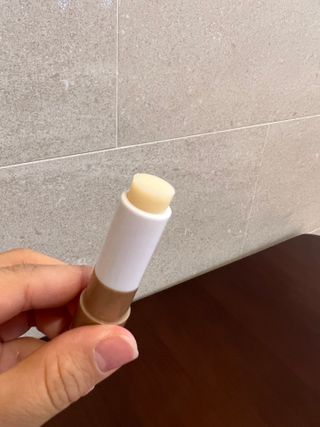 더사가오브수 [사가수] 효혜윤 보태니컬 에너지 에센스인로션 20ml /아이포올 스틱 3g — 5점을 준 리뷰어가 2023년 3월 올린 사용 사진