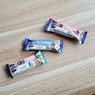 이지프로틴바 3종x각 2ea (고단백질바, 멀티단백질바, 식물성단백질바) — 5점을 준 리뷰어가 2024년 3월 올린 사용 사진