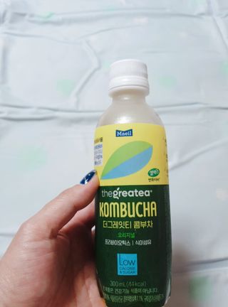 더그레잇티 콤부차 [매일유업] 더그레잇티 44kcal 콤부차 300ml *12개입 (오리지널 6개+베리리치 6개) — 5점을 준 리뷰어가 2023년 7월 올린 사용 사진