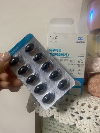 메디포스트 모비타 아쿠아셀 엔초비오메가3 60캡슐 — 4점을 준 리뷰어가 2023년 1월 올린 사용 사진