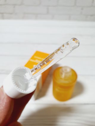 체르엠 스템앤셀 비타민 브라이트닝 에센스 30ml 1개 — 4점을 준 리뷰어가 2022년 3월 올린 사용 사진