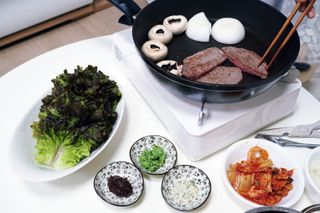 화룽 프리미엄 소고기 와규 mb9고마블 눈꽃살+부채살+등심 선물세트 — 5점을 준 리뷰어가 2022년 5월 올린 사용 사진