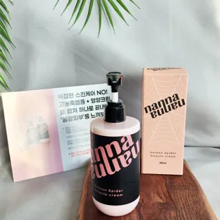 난나 살몬 스파이더 검버섯 미백 톤업 화이트닝 연어 앰플 크림 300ml 대용량 — 5점을 준 리뷰어가 2022년 11월 올린 사용 사진
