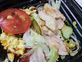 굽네몰 [굽네] 소스가 맛있는 닭가슴살 슬라이스 4종 — 4점을 준 리뷰어가 2021년 4월 올린 사용 사진