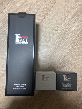The Fact [5 IN 1] 더 팩트 내추럴 에스에프엔 에이틴 스킨토너 — 5점을 준 리뷰어가 2021년 2월 올린 사용 사진