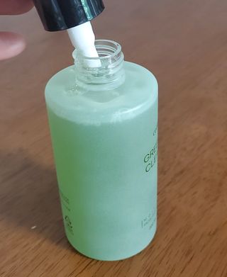 프리마인 메이크업과 들뜨는 각질까지 한방에 깐달걀로! 순하기까지한 셀베이스 그린티클렌저(200ml) — 4.5점을 준 리뷰어가 2023년 5월 올린 사용 사진