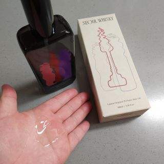 라쿰 서울위스키 헤어퍼퓸 (헤어에센스/오일) 100ml — 5점을 준 리뷰어가 2023년 4월 올린 사용 사진