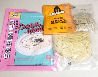 [푸딩팩토리] 로제누들떡볶이 500g / 까르보나라크림누들떡볶이 500g — 5점을 준 리뷰어가 2022년 8월 올린 사용 사진