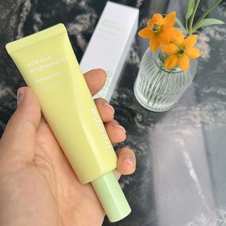 아이레시피 마일드시카 브라이트닝 업 선스크린 SPF50+ PA++++ — 4점을 준 리뷰어가 2023년 6월 올린 사용 사진
