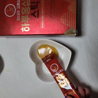 힘내라김홍삼 하루홍삼정스틱 10g x 10포 — 5점을 준 리뷰어가 2021년 5월 올린 사용 사진