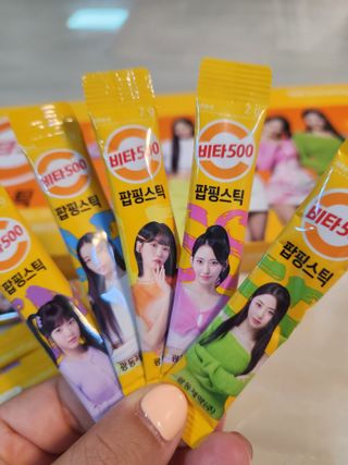 광동생활건강 비타500 팝핑스틱 — 5점을 준 리뷰어가 2023년 8월 올린 사용 사진