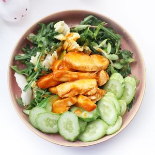 굽네몰 [굽네] 소스가 맛있는 닭가슴살 슬라이스 4종 — 4.5점을 준 리뷰어가 2021년 5월 올린 사용 사진