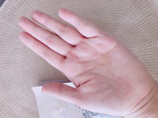 mom e 맘이 내추럴 베이비 케어 크림+바디오일 — 5점을 준 리뷰어가 2021년 1월 올린 사용 사진