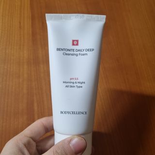 바디셀런스 벤토나이트 데일리 약산성 딥클렌징폼 120ml — 5점을 준 리뷰어가 2022년 2월 올린 사용 사진