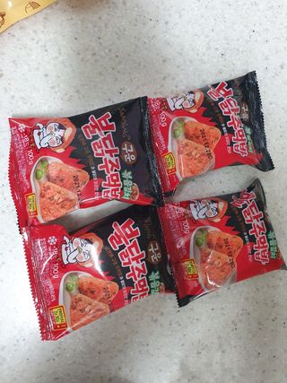 삼양냉동 [삼양] 불닭참치마요구운주먹밥+불닭볶음김치구운주먹밥 2세트구성 — 5점을 준 리뷰어가 2021년 2월 올린 사용 사진