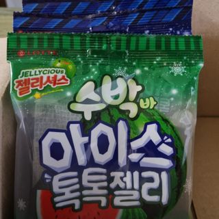 롯데제과 죠스바 아이스 톡톡 젤리 — 3.5점을 준 리뷰어가 2021년 10월 올린 사용 사진