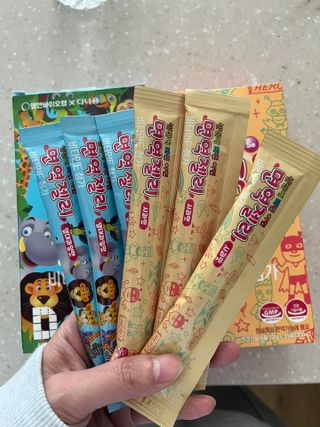 다나음 셀렌에 빠진 아연면역젤리 열대과일맛+사과맛 — 5점을 준 리뷰어가 2023년 4월 올린 사용 사진