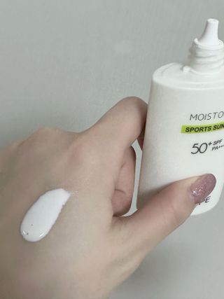 아이레시피 모이스트터치 스포츠 선밀크 50ml (SPF50+ PA+++) — 5점을 준 리뷰어가 2023년 6월 올린 사용 사진