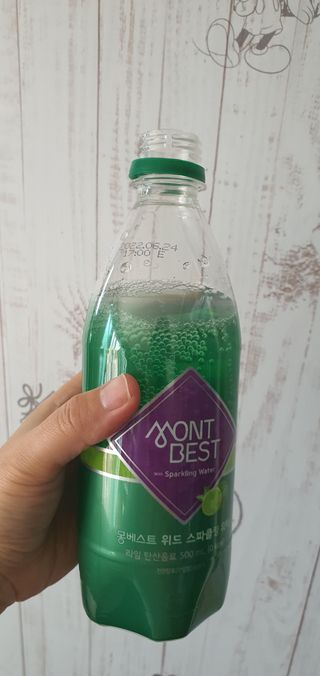 몽베스트 Montbest with Sparkling water Lime20병 — 5점을 준 리뷰어가 2021년 10월 올린 사용 사진