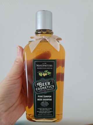 체코 비건화장품 마뉴팍투라 향좋은 천연 맥주샴푸 맥주샤워젤 — 5점을 준 리뷰어가 2022년 5월 올린 사용 사진