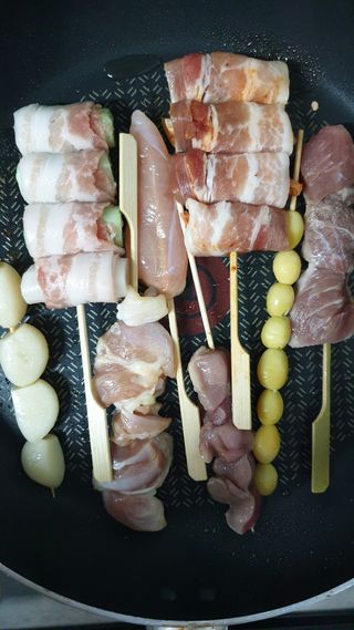 [다물꼬치] 모듬꼬치 10개 +데리야끼소스120g+매운고추소스120g — 5점을 준 리뷰어가 2021년 10월 올린 사용 사진