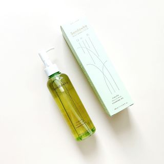 스킨큐어 산다화 순한 클렌징 동백 오일 200ml — 5점을 준 리뷰어가 2023년 4월 올린 사용 사진