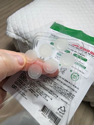 닥터플리너스 제트 큐어 크림 30ml + 제로 트러블 패치 9EA — 3점을 준 리뷰어가 2022년 5월 올린 사용 사진