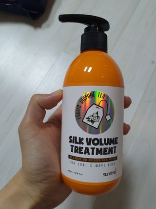 썸헤어 / SUMHAIR 썸헤어 실크 볼륨 샴푸+트리트먼트 프룻자스민티 — 4.5점을 준 리뷰어가 2021년 6월 올린 사용 사진