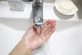 다퓸 바이 코코도르 시그니처 센티드 비누 100g — 5점을 준 리뷰어가 2024년 7월 올린 사용 사진