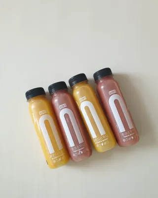 BLENDY'S 핑크 스무디+블론디 스무디 — 5점을 준 리뷰어가 2021년 9월 올린 사용 사진