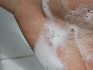 프리마인 메이크업과 들뜨는 각질까지 한방에 깐달걀로! 순하기까지한 셀베이스 그린티클렌저(200ml) — 4점을 준 리뷰어가 2023년 3월 올린 사용 사진