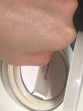 세렌디뷰티 퍼펙트 에어리 래디언스 쿠션 — 5점을 준 리뷰어가 2022년 1월 올린 사용 사진