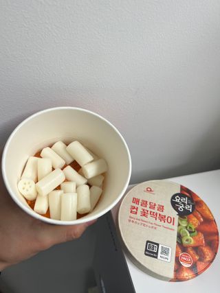 나우  [요리궁리] 매콤달콤 꽃떡볶이 6개입 세트 — 5점을 준 리뷰어가 2025년 1월 올린 사용 사진