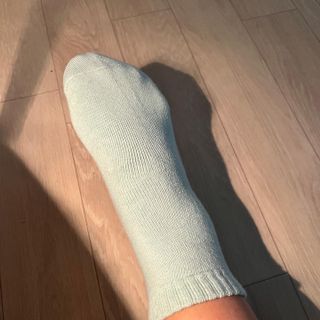 [사이즈가 있는 양말 필로이]여자 순면 통파일 꿀잠 수면 양말【 S, M, L 】3가지 사이즈_컬러 랜덤 3족 — 5점을 준 리뷰어가 2022년 10월 올린 사용 사진