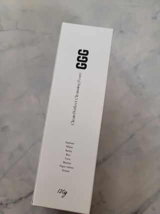 지지지 클린 퍼펙트 클렌징폼 120g — 5점을 준 리뷰어가 2022년 3월 올린 사용 사진