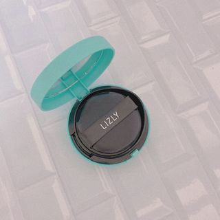 리즐리 씨슬릭 톤업 쿨링 쿠션 15g — 5점을 준 리뷰어가 2021년 8월 올린 사용 사진