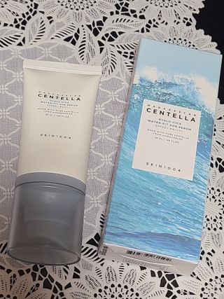 [스킨1004] 마다가스카르 센텔라 히알루-시카 워터핏 선세럼 50ml — 5점을 준 리뷰어가 2024년 5월 올린 사용 사진