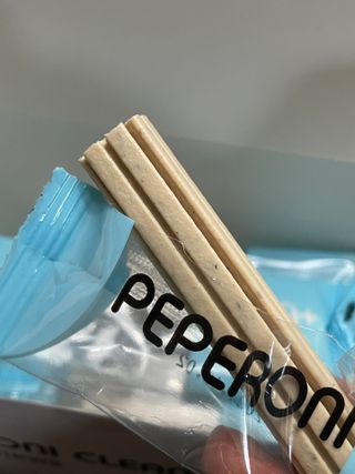 페페로니 클린플러스 덴탈오리껌 10g x 14p — 2점을 준 리뷰어가 2021년 7월 올린 사용 사진