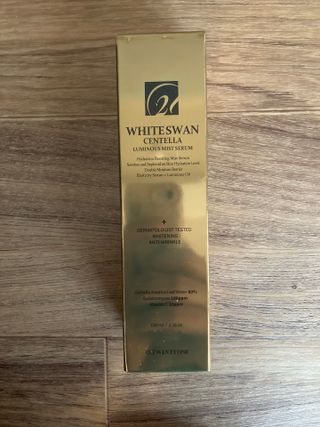 오투에니원 화이트스완 센텔라 루미너스 미스트 세럼 100ml — 4.5점을 준 리뷰어가 2023년 1월 올린 사용 사진