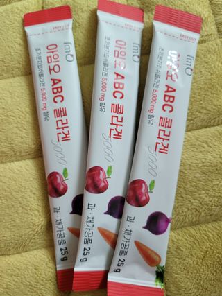 아임오 ABC 콜라겐 젤리 14포 — 5점을 준 리뷰어가 2022년 3월 올린 사용 사진