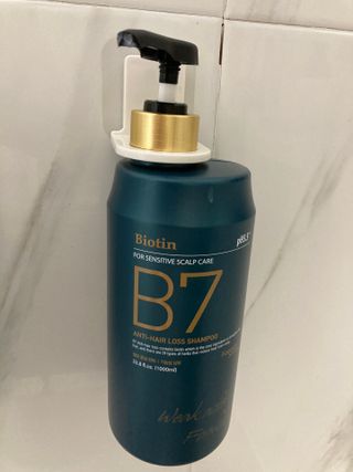[포레스트스토리] B7 안티 헤어로스 샴푸1,000ml + 헤어팩 1,000ml — 4점을 준 리뷰어가 2021년 4월 올린 사용 사진
