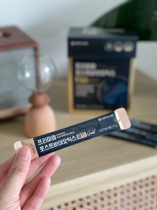 서울약사신협_프리미엄포스트바이오틱스골드_5g x 50포 — 5점을 준 리뷰어가 2021년 4월 올린 사용 사진