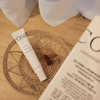 CONC 콩크 미로탐누스 안티링클 화이트닝 세럼 — 5점을 준 리뷰어가 2021년 2월 올린 사용 사진