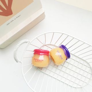 [후르디아] 올리브영 꿀과즙 립밤 2종 (블루베리/석류) — 5점을 준 리뷰어가 2022년 11월 올린 사용 사진