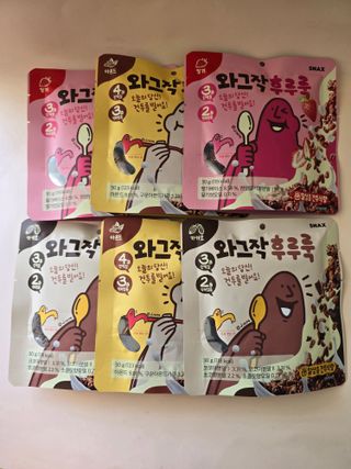 스낵스 와그작후루룩 3종_카카오2봉+아몬드2봉+딸기2봉 (총 6봉) — 5점을 준 리뷰어가 2024년 2월 올린 사용 사진